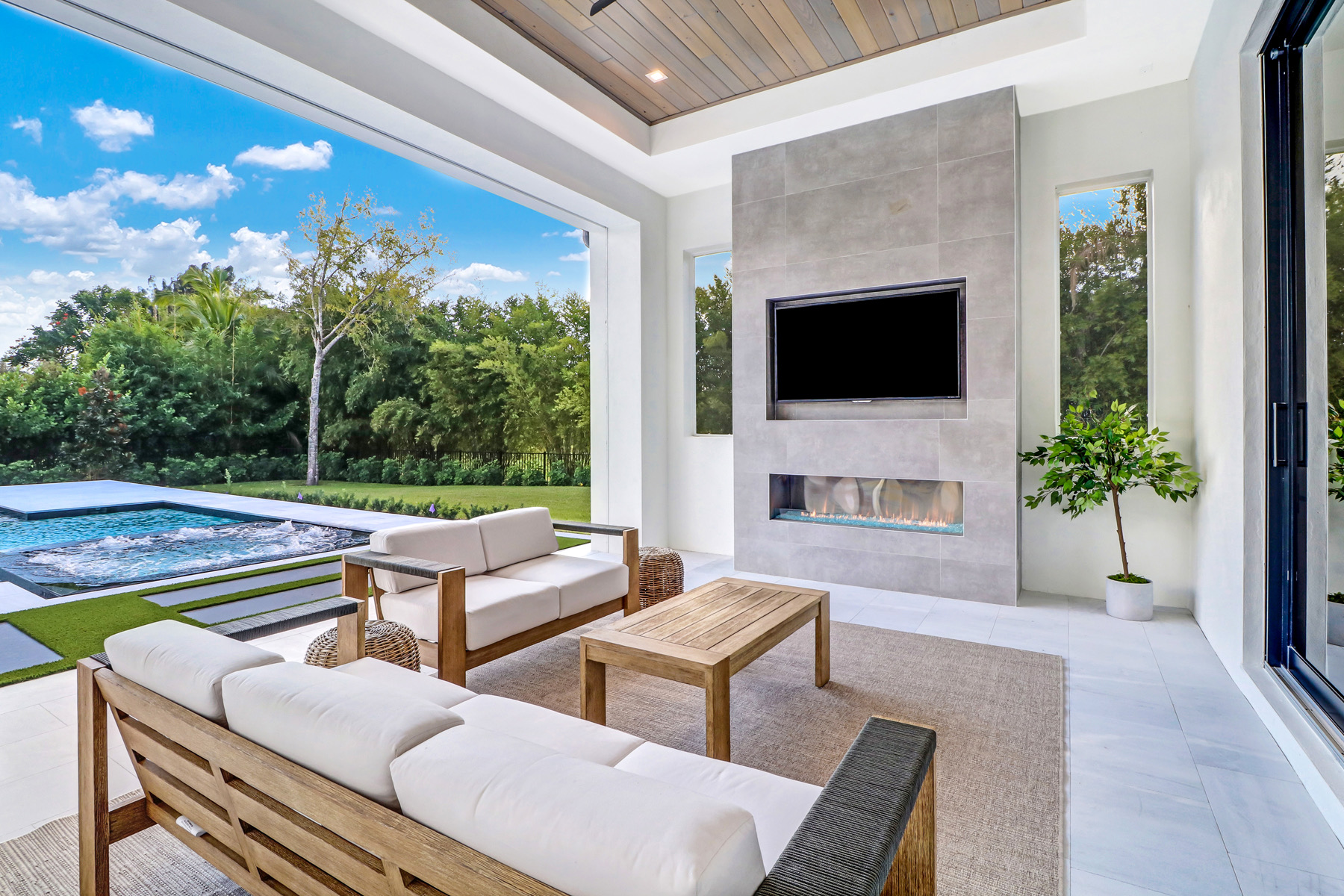 outdoor living area